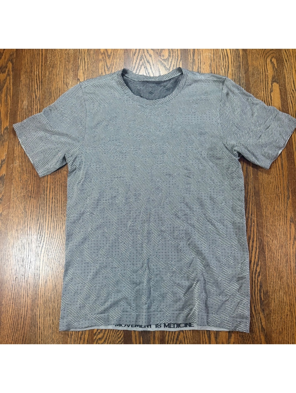 Lululemon Men's Metal Vent Tech SS Shirt Movement Is Medicine Gray Camo Sz Small